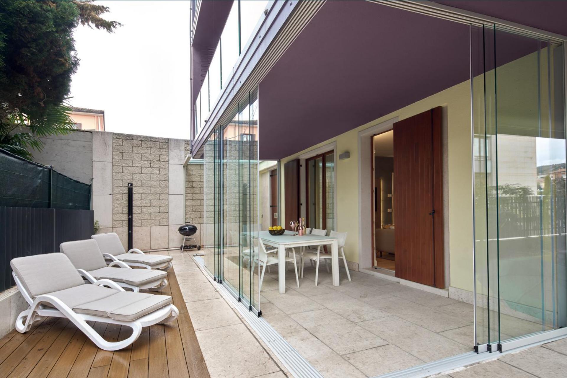Wanderlust Hotel - Suite & Spa - Apartments & Villas - Bardolino, Lago Di Garda - Verona Exterior photo